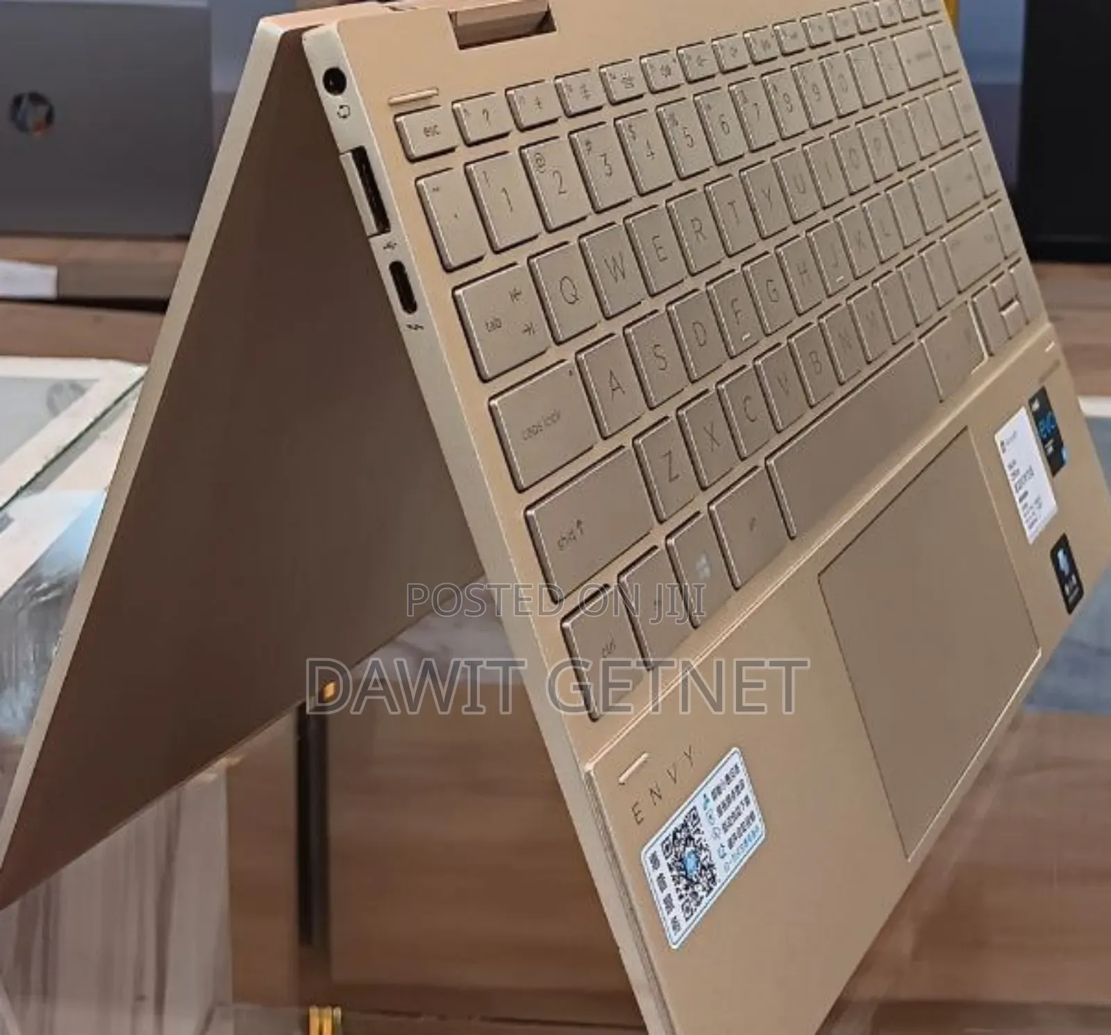 New Laptop HP Envy X360 8GB Intel Core I5 SSD 512GB