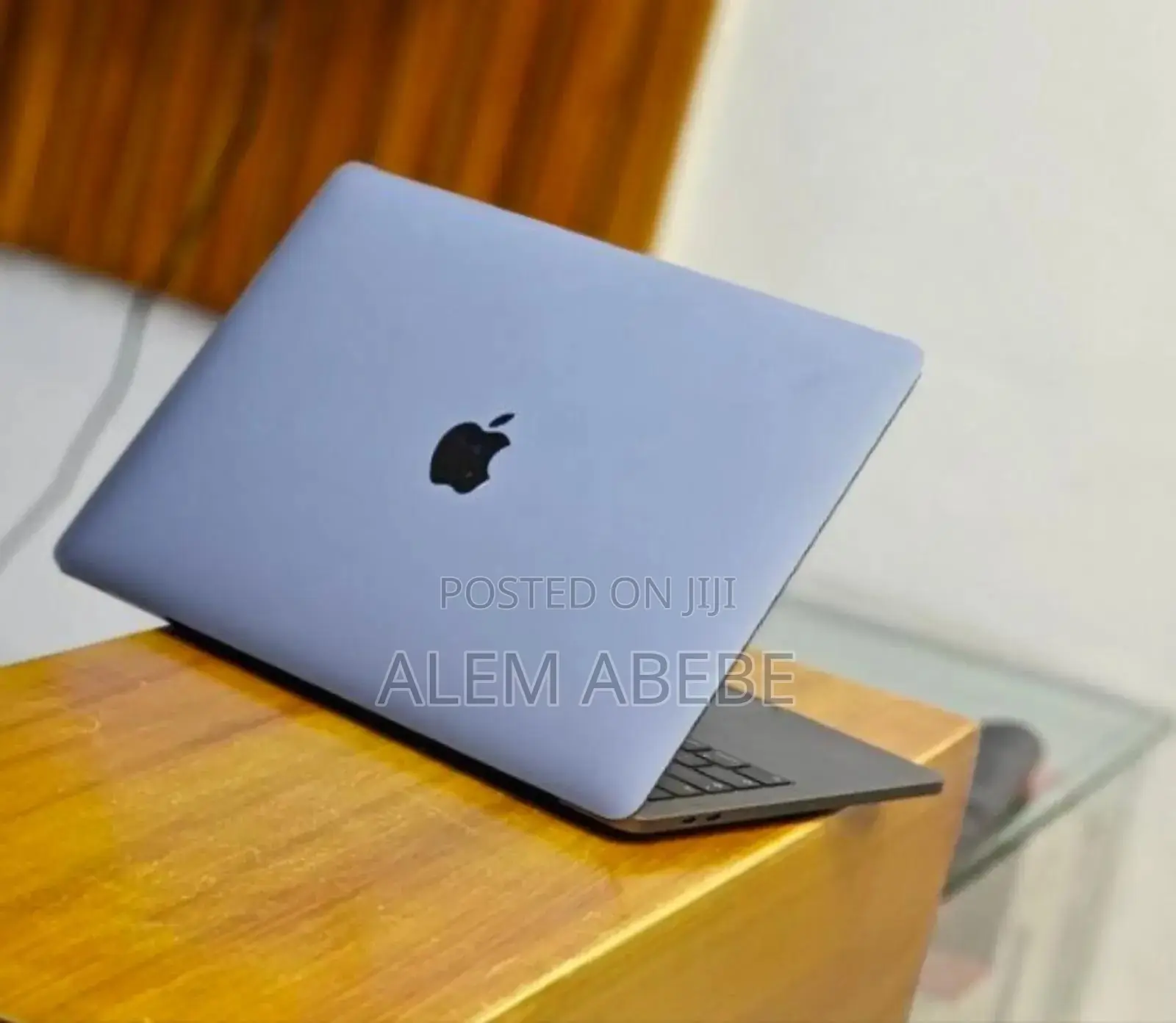 New Laptop Apple MacBook Pro 2019 16GB Intel Core I5 SSD 256GB