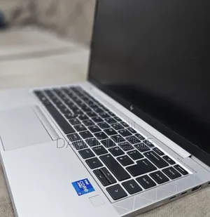 New Laptop HP EliteBook 840 G8 16GB Intel Core I7 SSD 512GB