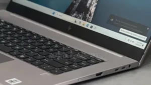 New Laptop HP ZBook Studio 16GB Intel Core I9 SSD 512GB