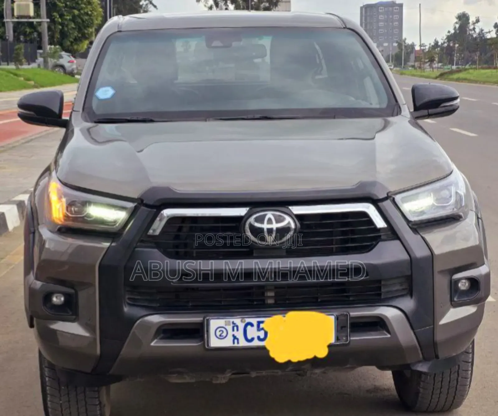 Toyota Hilux 2022 Gray