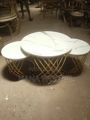 Photo - የመሀል የሶፋ ቴብሎች