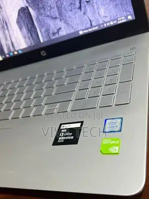 New Laptop HP Pavilion 15 8GB Intel Core I5 SSD 500GB