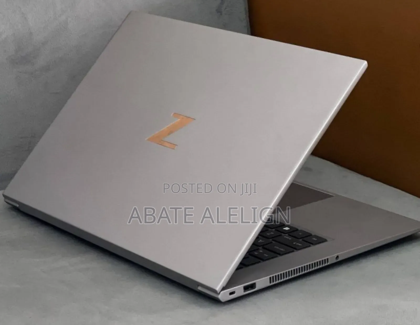 New Laptop HP ZBook Studio 16GB Intel Core I9 SSD 512GB