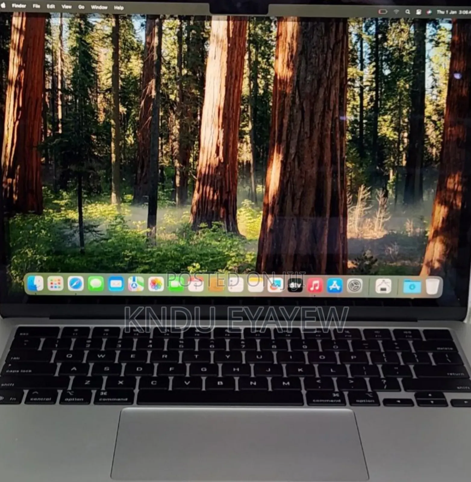 New Laptop Apple MacBook Air 2025 M4 13-Inch 16GB Apple M4 SSD 256GB