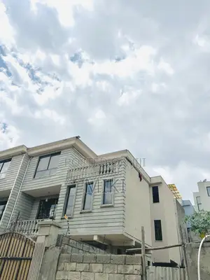 Furnished 7bdrm Townhouse/Terrace in Haile Garment, Nifas Silk-Lafto