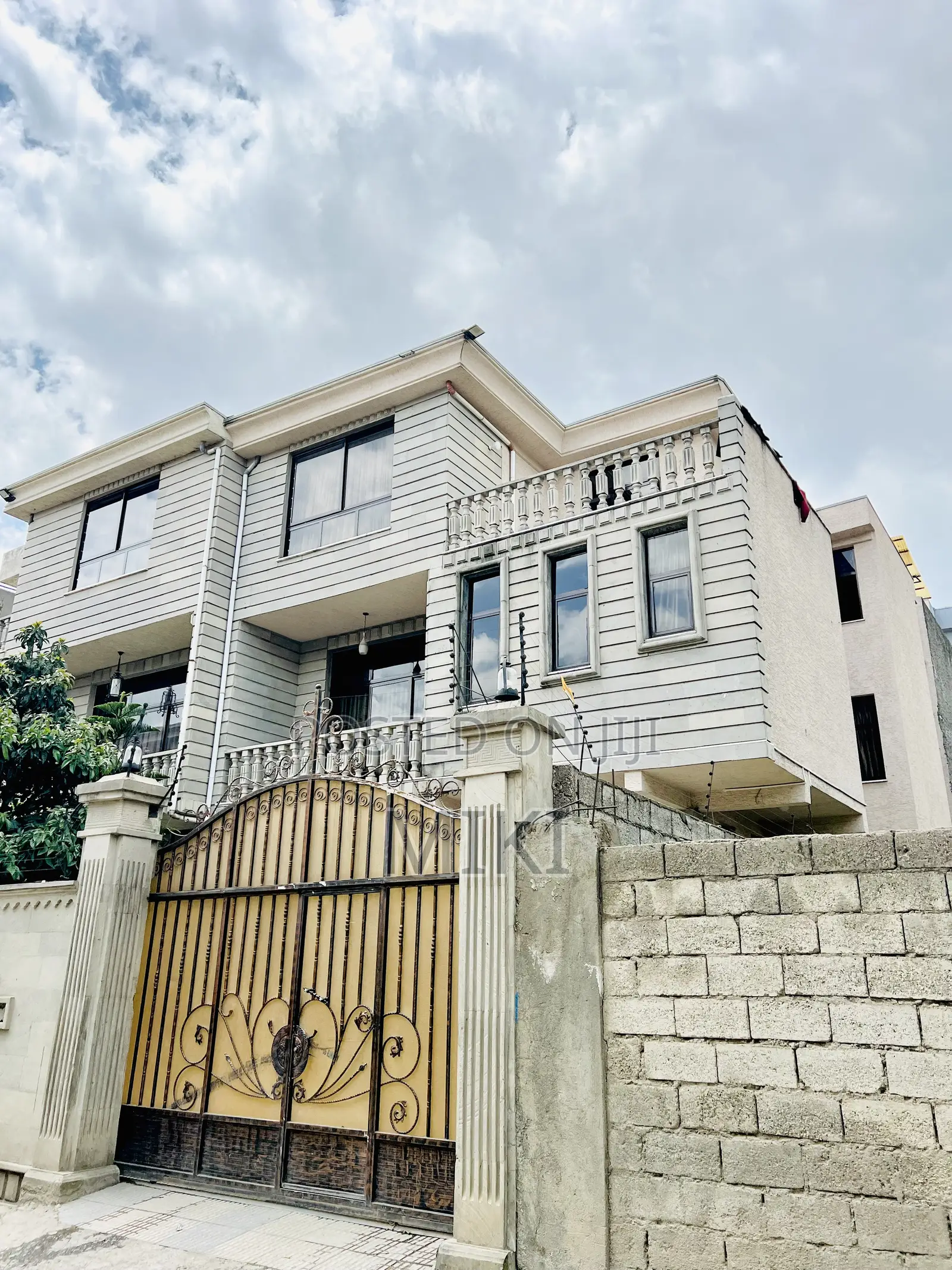 Furnished 7bdrm Townhouse/Terrace in Haile Garment, Nifas Silk-Lafto