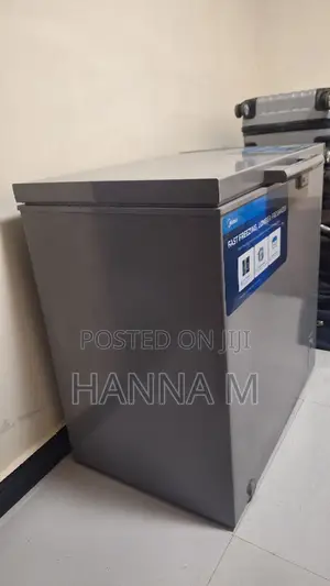 Midea Chest Freezer 198 L