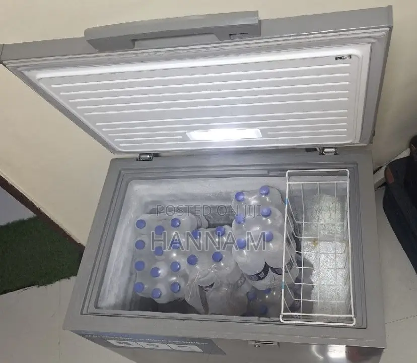 Midea Chest Freezer 198 L