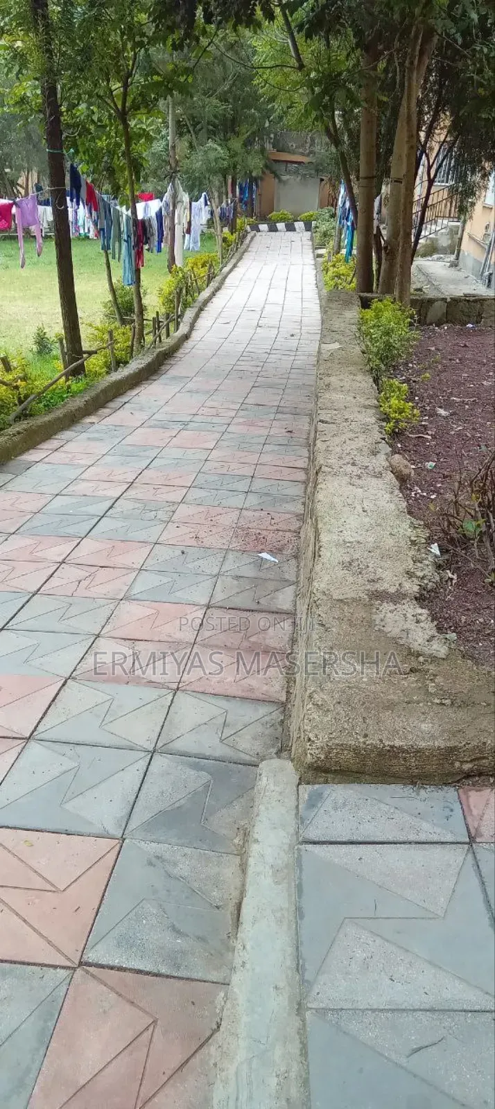 Furnished 2bdrm Condo in Yeka for sale