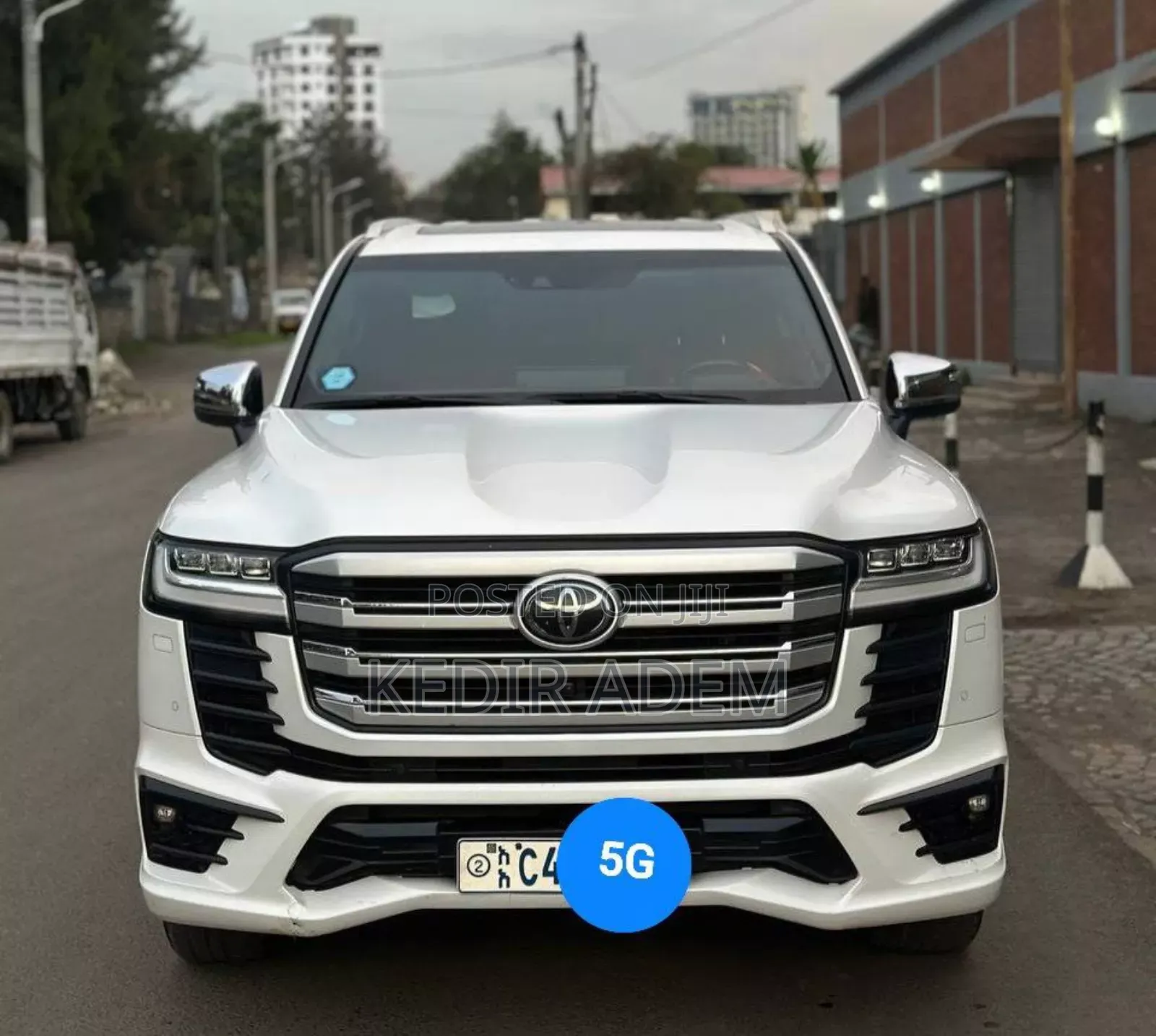 Toyota Land Cruiser 2023 White