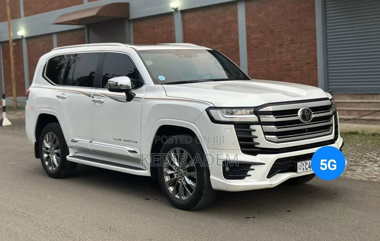 Toyota Land Cruiser 2023 White