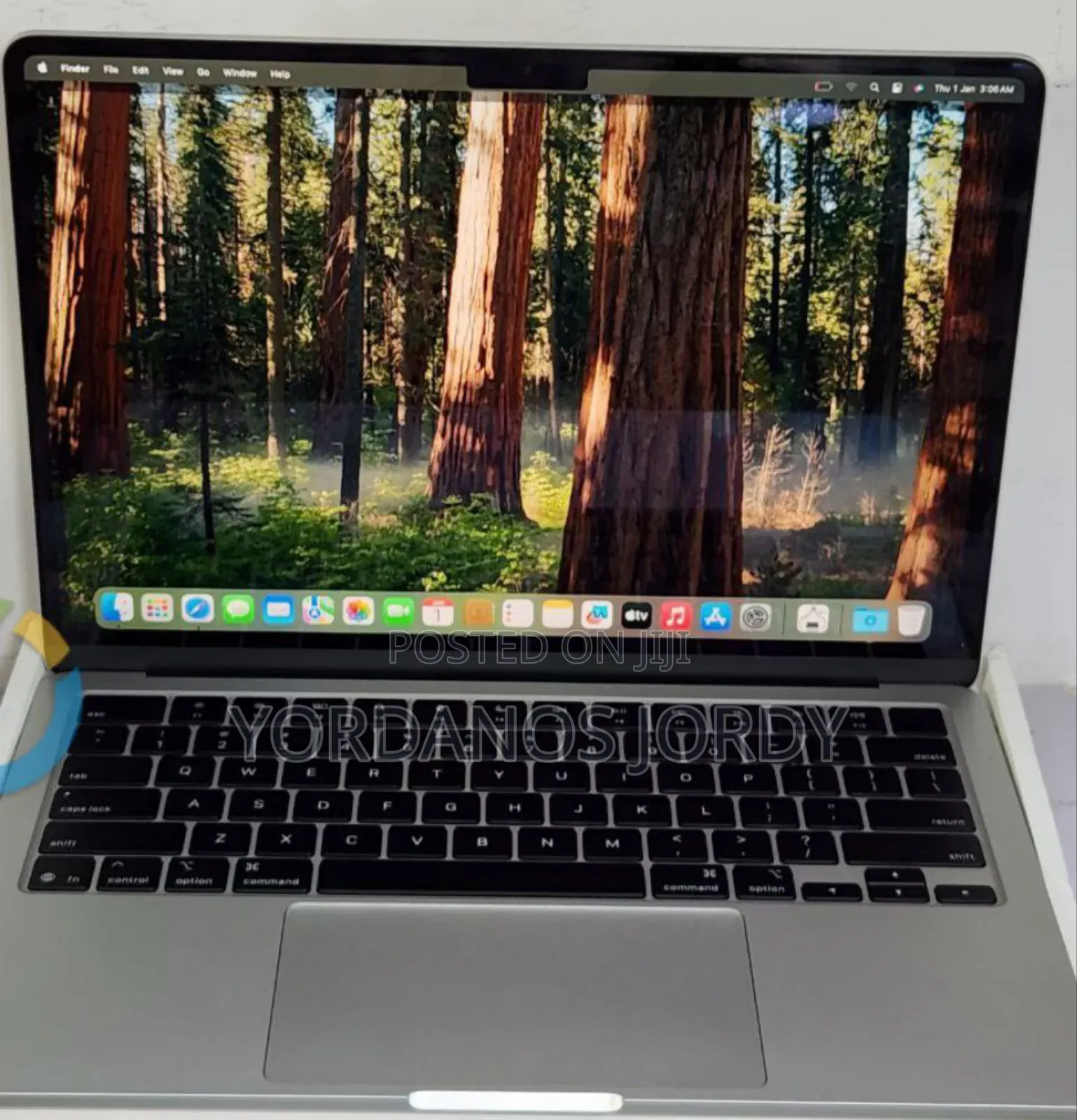 New Laptop Apple MacBook Air 2025 M4 13-Inch 16GB Apple M4 SSD 256GB