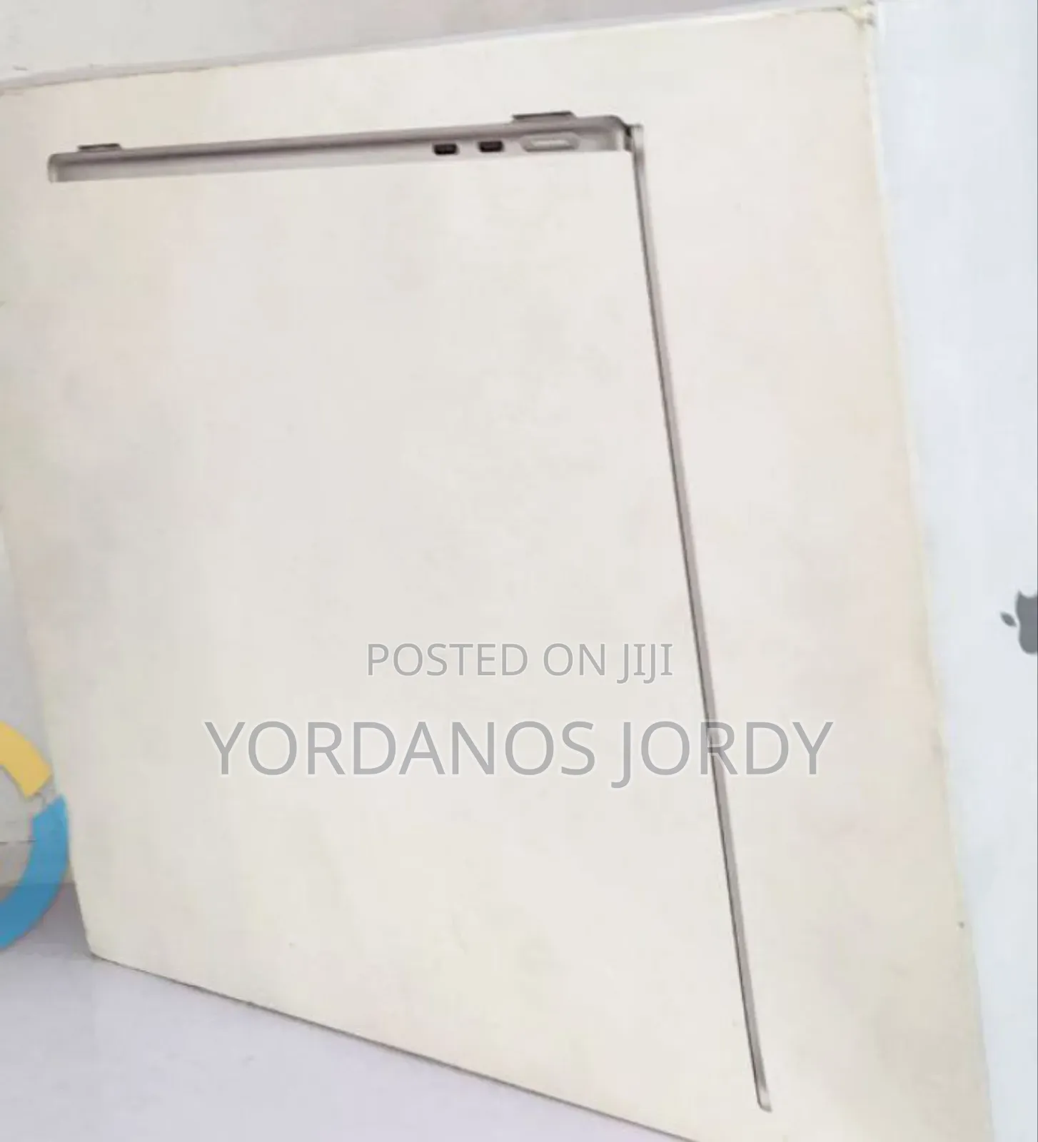 New Laptop Apple MacBook Air 2025 M4 13-Inch 16GB Apple M4 SSD 256GB