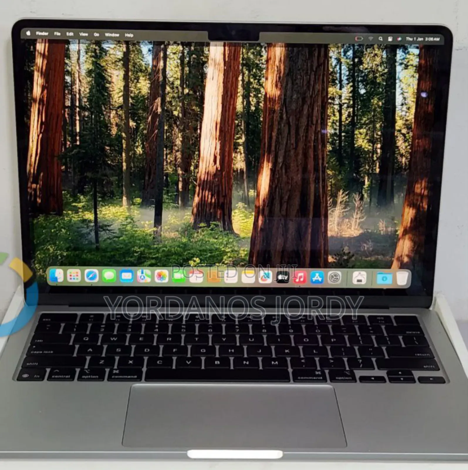 New Laptop Apple MacBook Air 2025 M4 13-Inch 16GB Apple M4 SSD 256GB