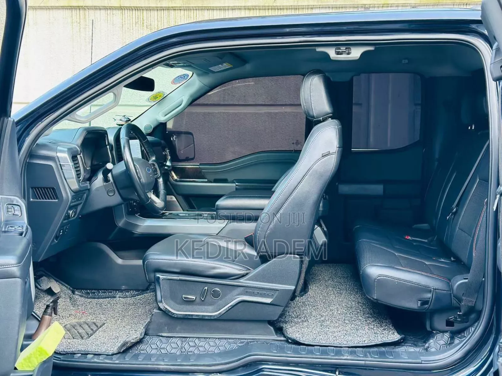 Ford F-150 2022 Gray