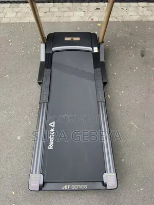 Photo - New Home Reebok Treadmills ብቃት እንቅስቃሴ ግብረመልስ ይሰጣል