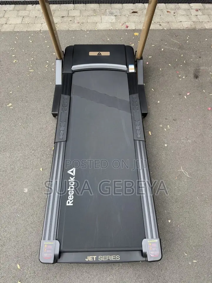 New Home Reebok Treadmills ብቃት እንቅስቃሴ ግብረመልስ ይሰጣል