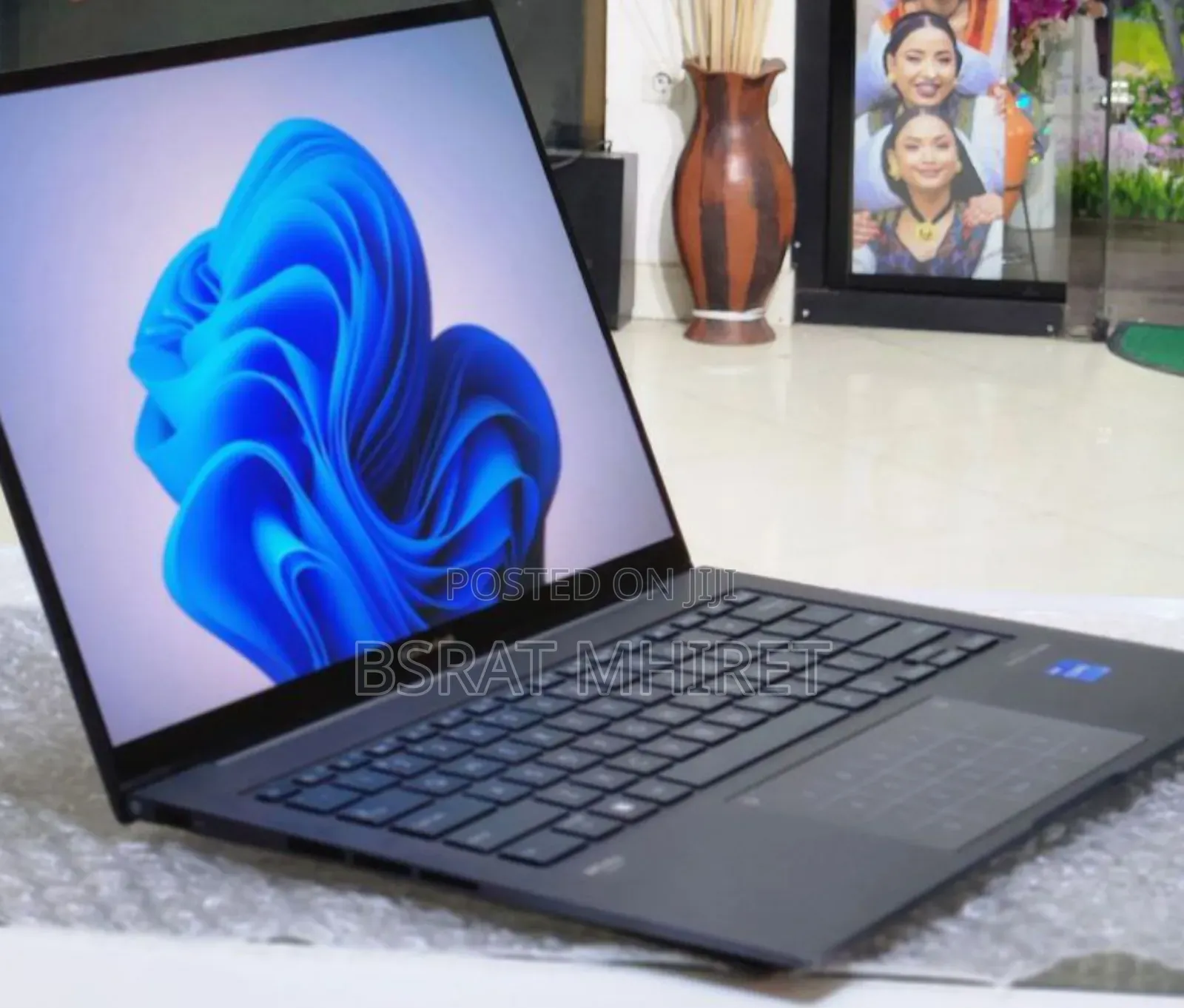 New Laptop Asus ZenBook 13 UX331UN 16GB Intel Core I7 SSD 512GB