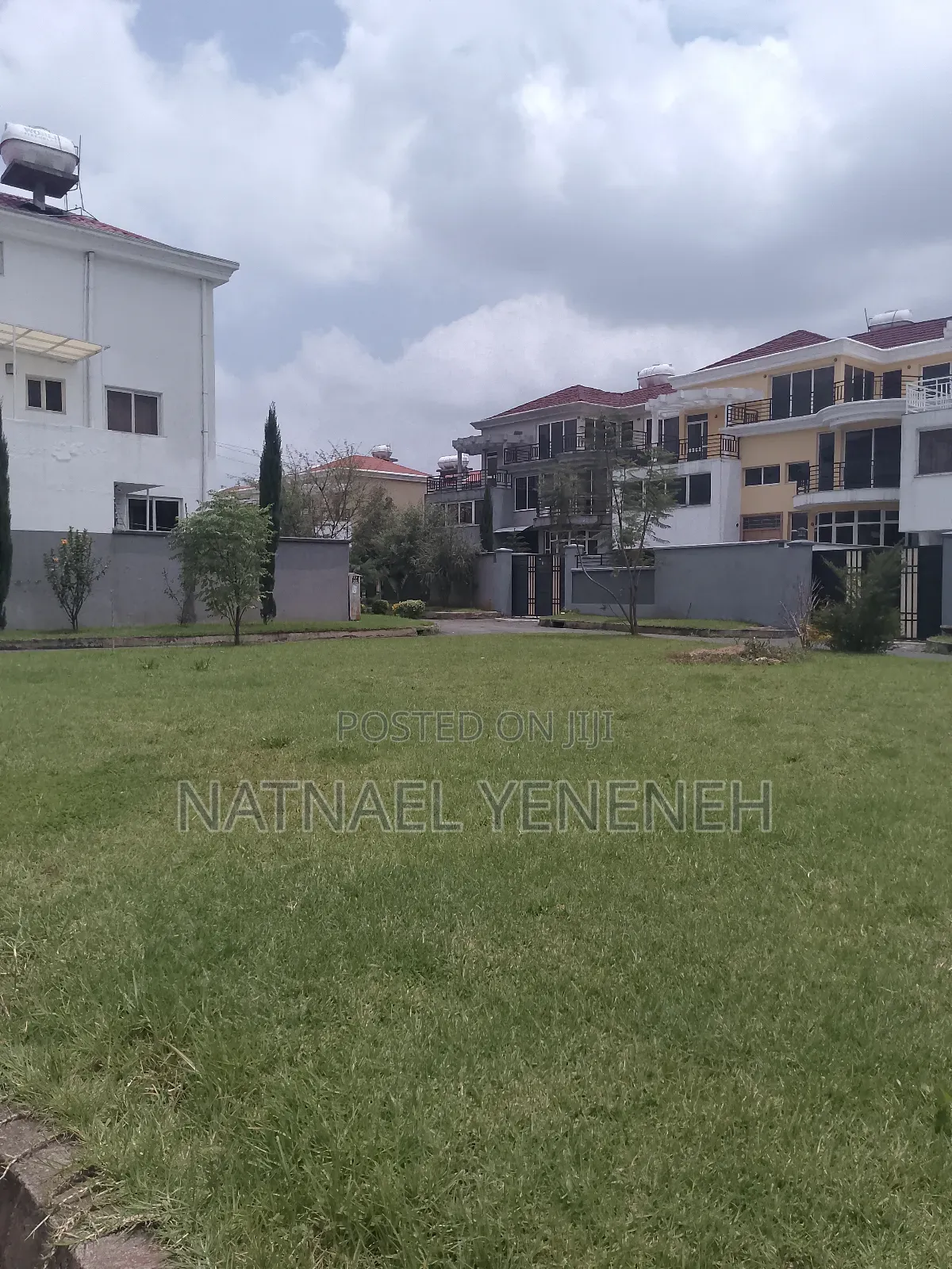 3bdrm Apartment in Jh Realestate, Yeka for sale