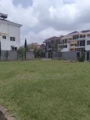 3bdrm Apartment in Jh Realestate, Yeka for sale