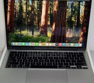 New Apple MacBook Air 2025 M4 13-Inch 16GB Intel Core I7 SSD 256GB