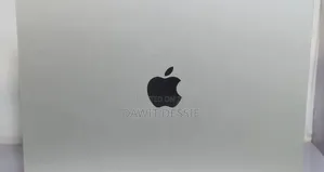 New Apple MacBook Air 2025 M4 13-Inch 16GB Intel Core I7 SSD 256GB