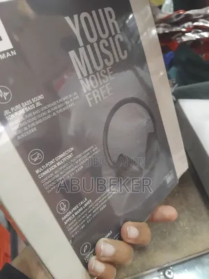 Photo - Brand JBL Headset