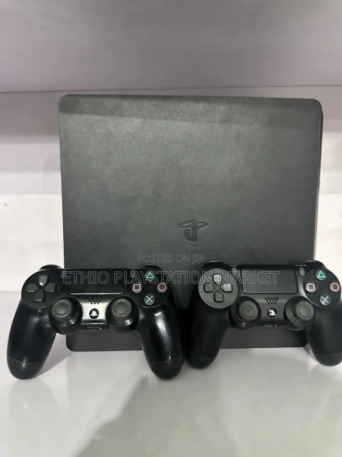 Playstation 4 Slim