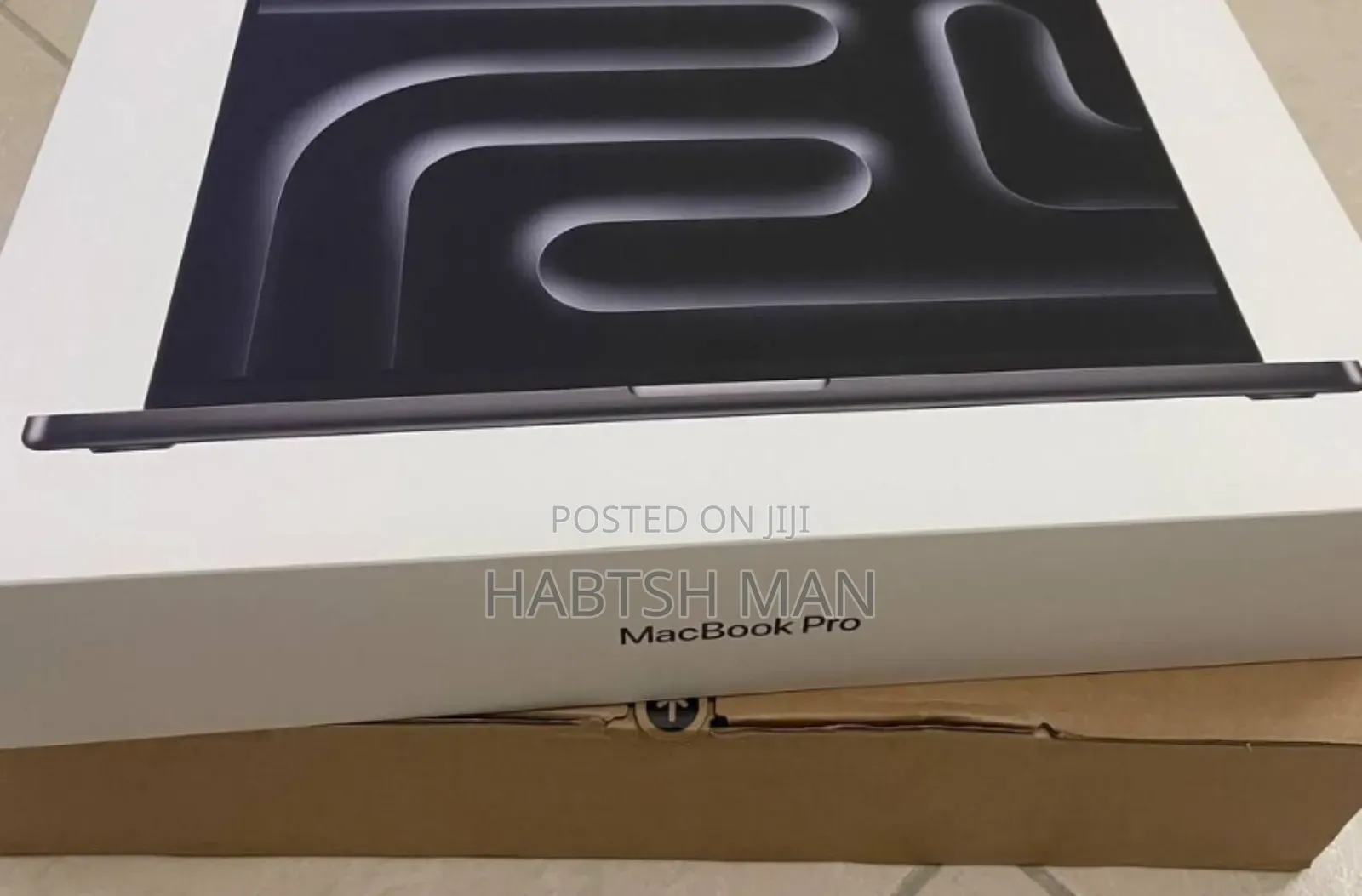 New Apple MacBook Pro 2024 M4 Pro 16-Inch 24GB Apple M4 SSD 512GB