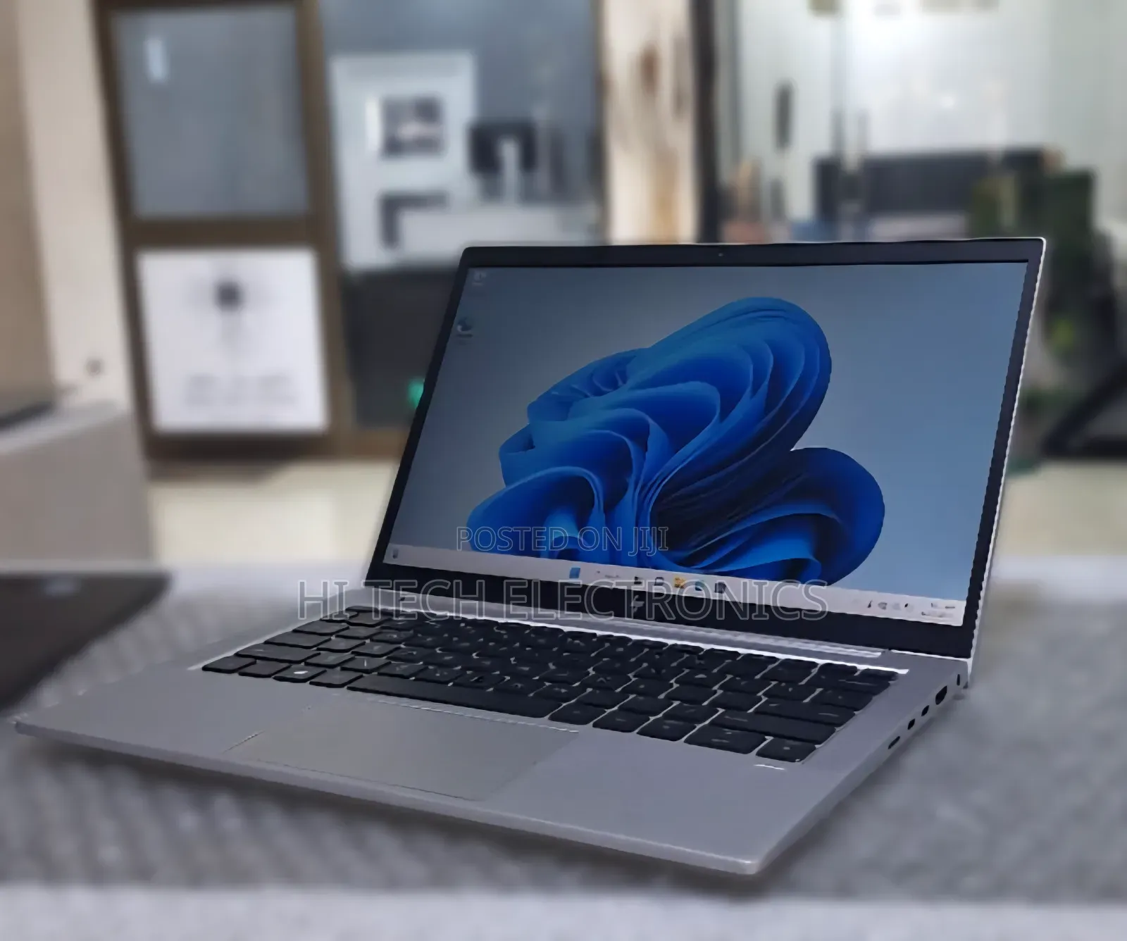 New Laptop HP EliteBook 830 G7 8GB Intel Core I5 SSD 512GB
