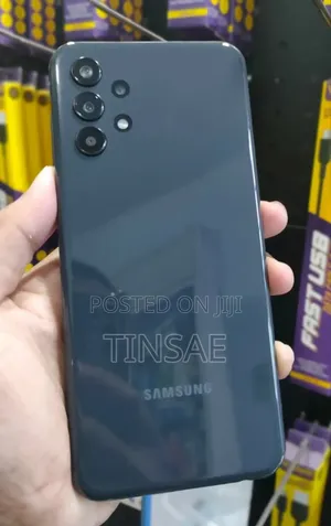 Photo - Samsung Galaxy A13 64 GB Silver