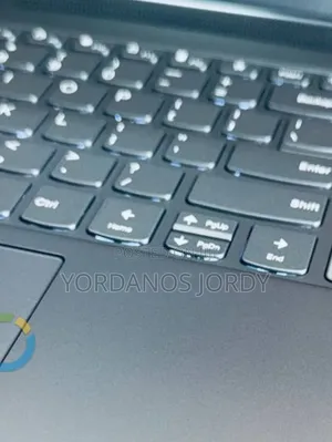 Photo - New Laptop Lenovo Yoga 9i 16GB Intel Core I7 SSD 1T