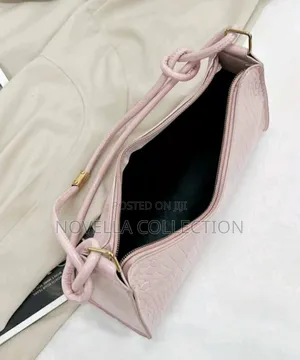 Solid Color Minimalist Elegant Embossed Shoulder Bag