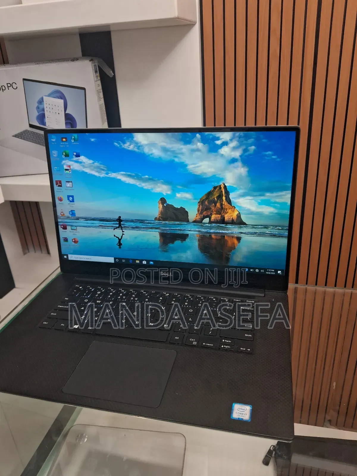 New Laptop Dell XPS 15 9560 16GB Intel Core I7 SSD 512GB