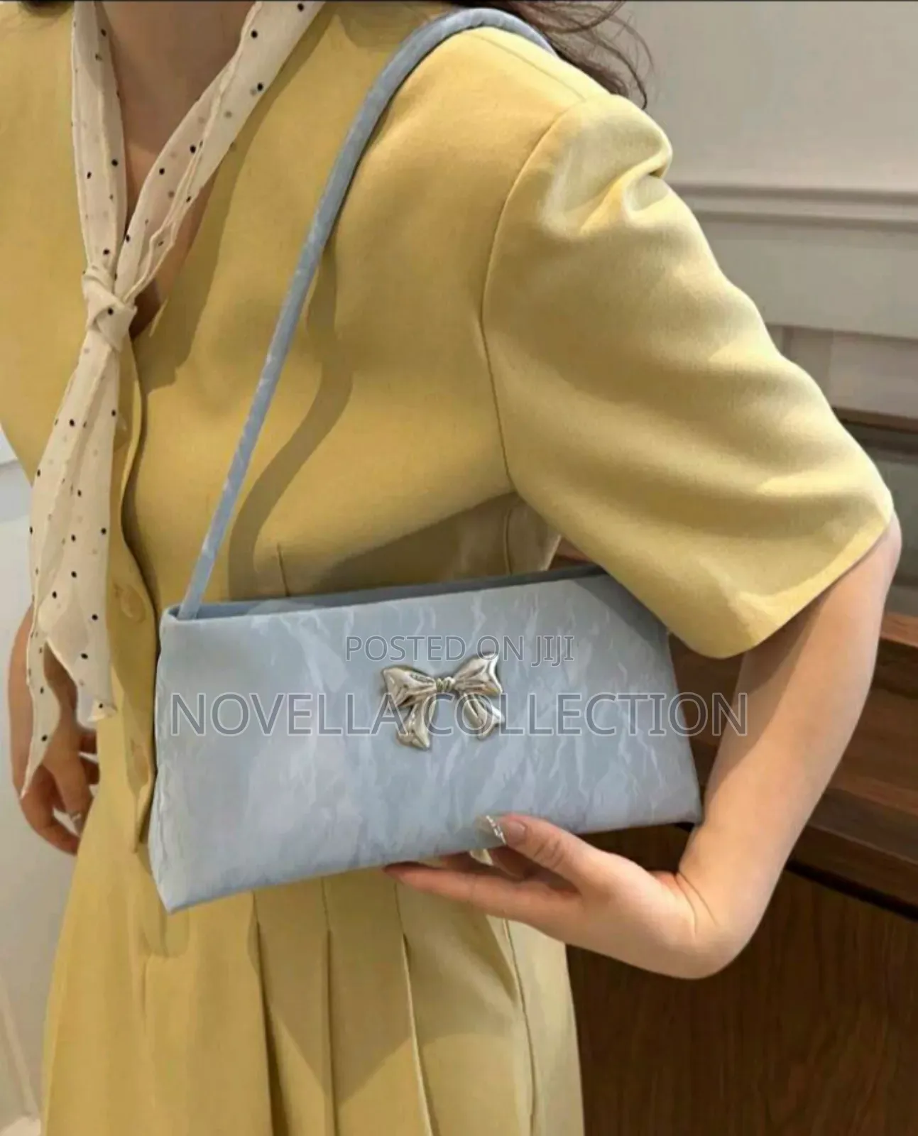 Fashionable Women's Shoulder Bag/Underarm Bag With Bow Decoration