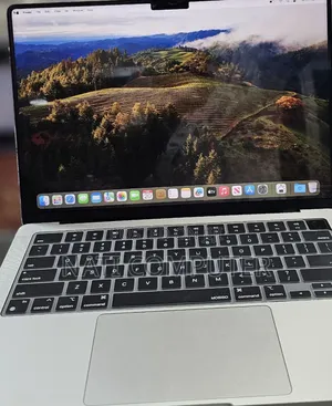 Photo - New Laptop Apple MacBook 2013 8GB Intel Core I7 SSD 512GB