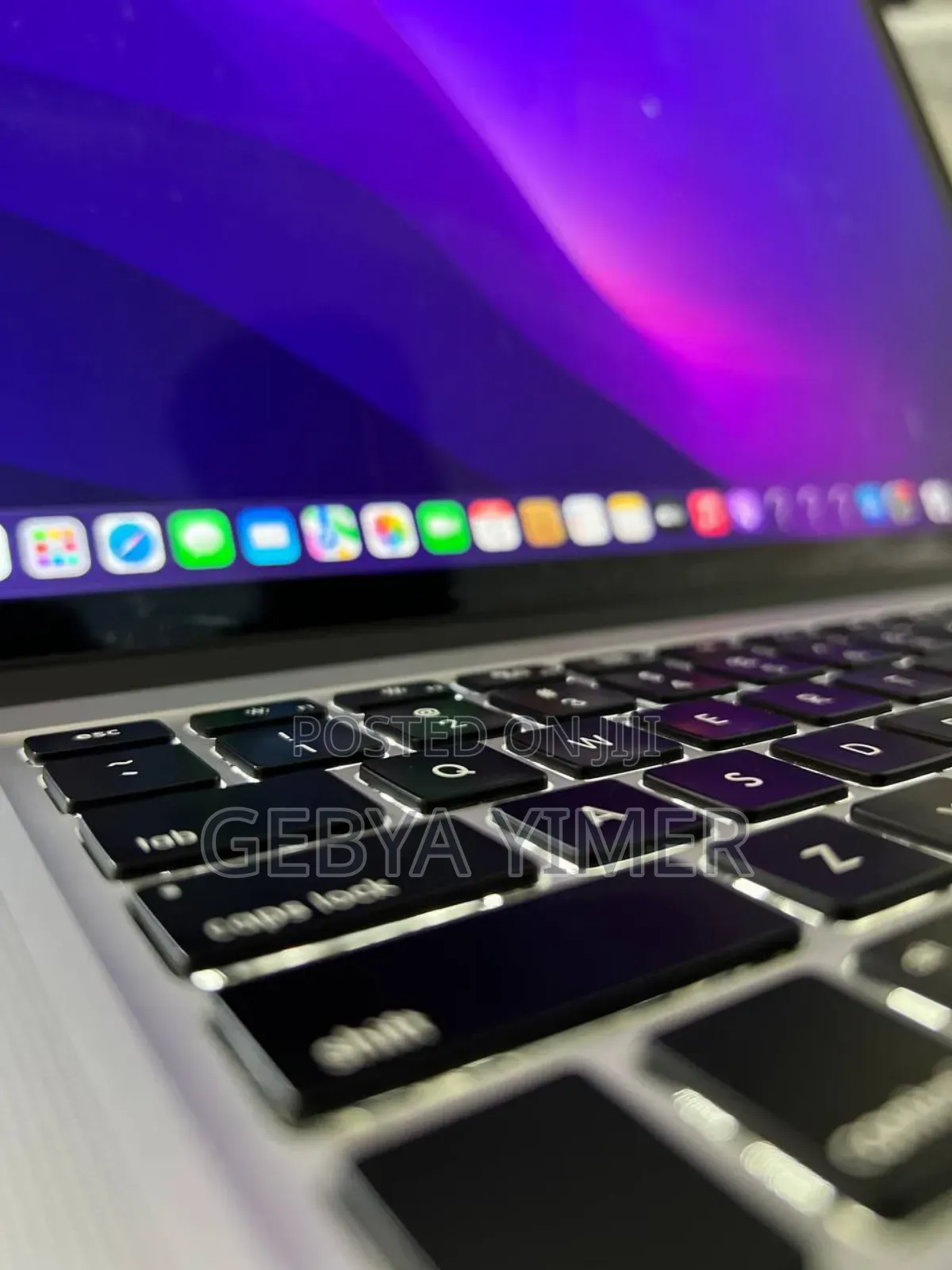 New Laptop Apple MacBook Pro 2015 16GB Intel Core I7 SSD 256GB