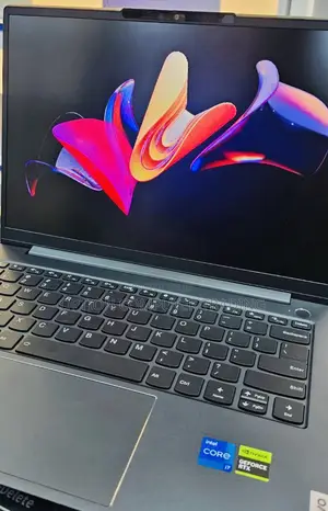 New Laptop Lenovo ThinkBook 15 16GB Intel Core I7 SSD 512GB