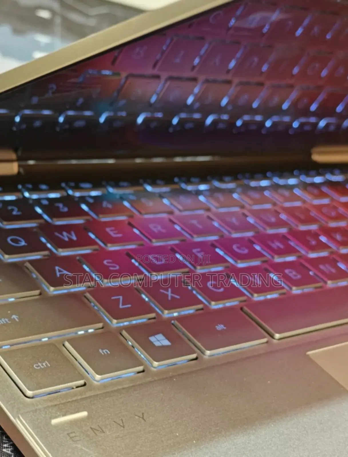 New Laptop HP Envy X360 8GB Intel Core I7 SSD 1T