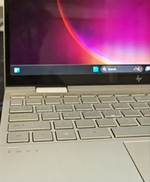 New Laptop HP Envy X360 8GB Intel Core I7 SSD 1T