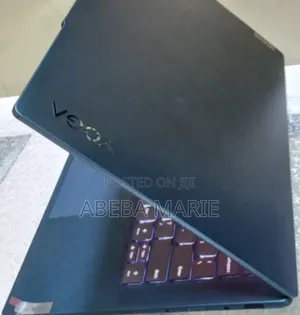 Photo - New Laptop Lenovo Yoga 910 32GB Intel Core i7 SSD 1T