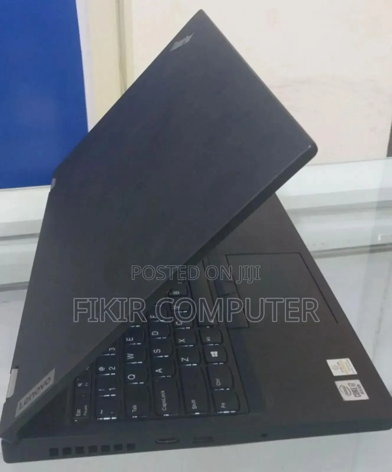 New Laptop Lenovo Thinkpad P15s 16GB Intel Core I7 SSD 256GB