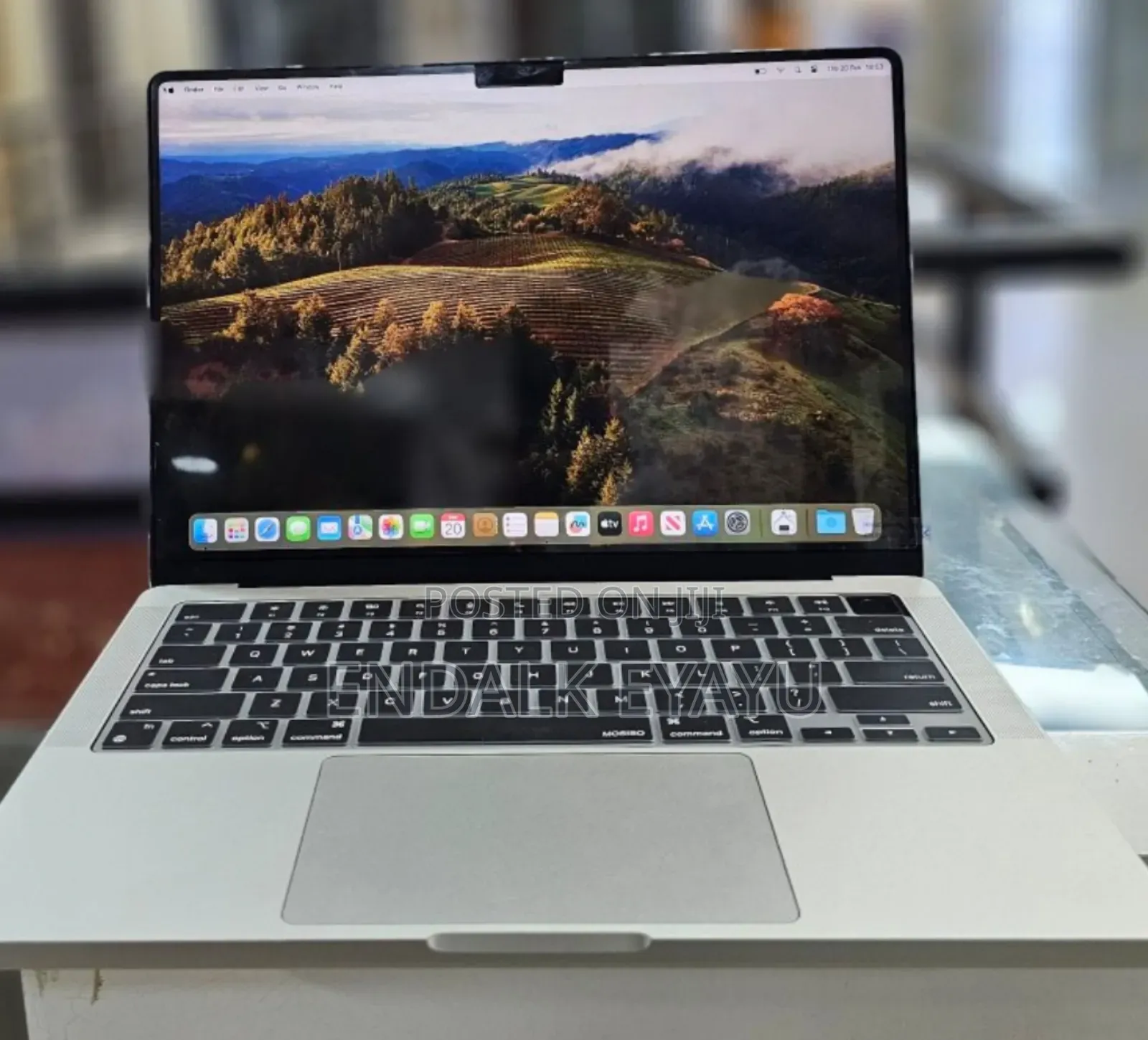 New Laptop Apple MacBook Pro 2023 M3 14-Inch 8GB Apple M3 Pro SSD 512GB