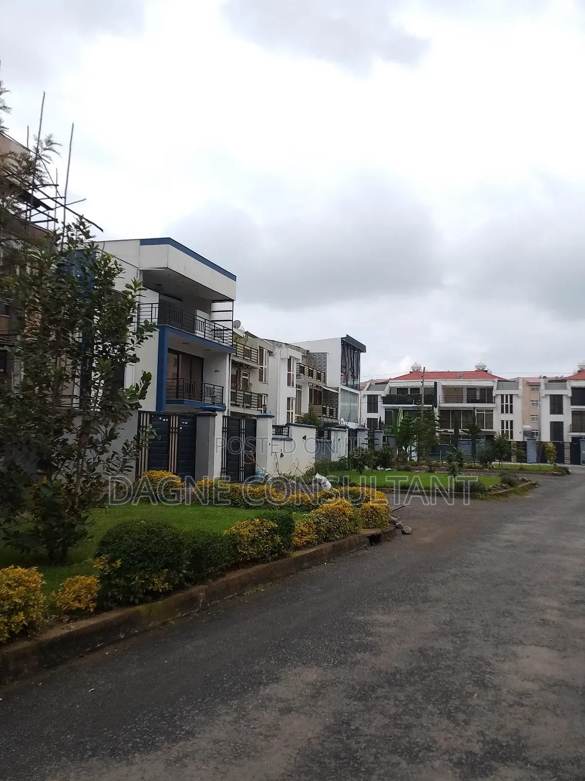 Furnished 3bdrm Apartment in Jh Simex Real Estate, Yeka for sale