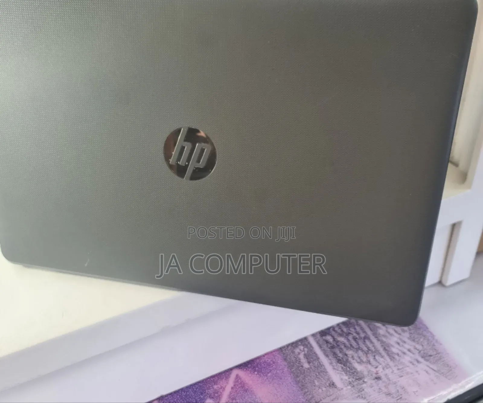 New Laptop HP 15-Da2933nia 8GB AMD A8 SSD 256GB