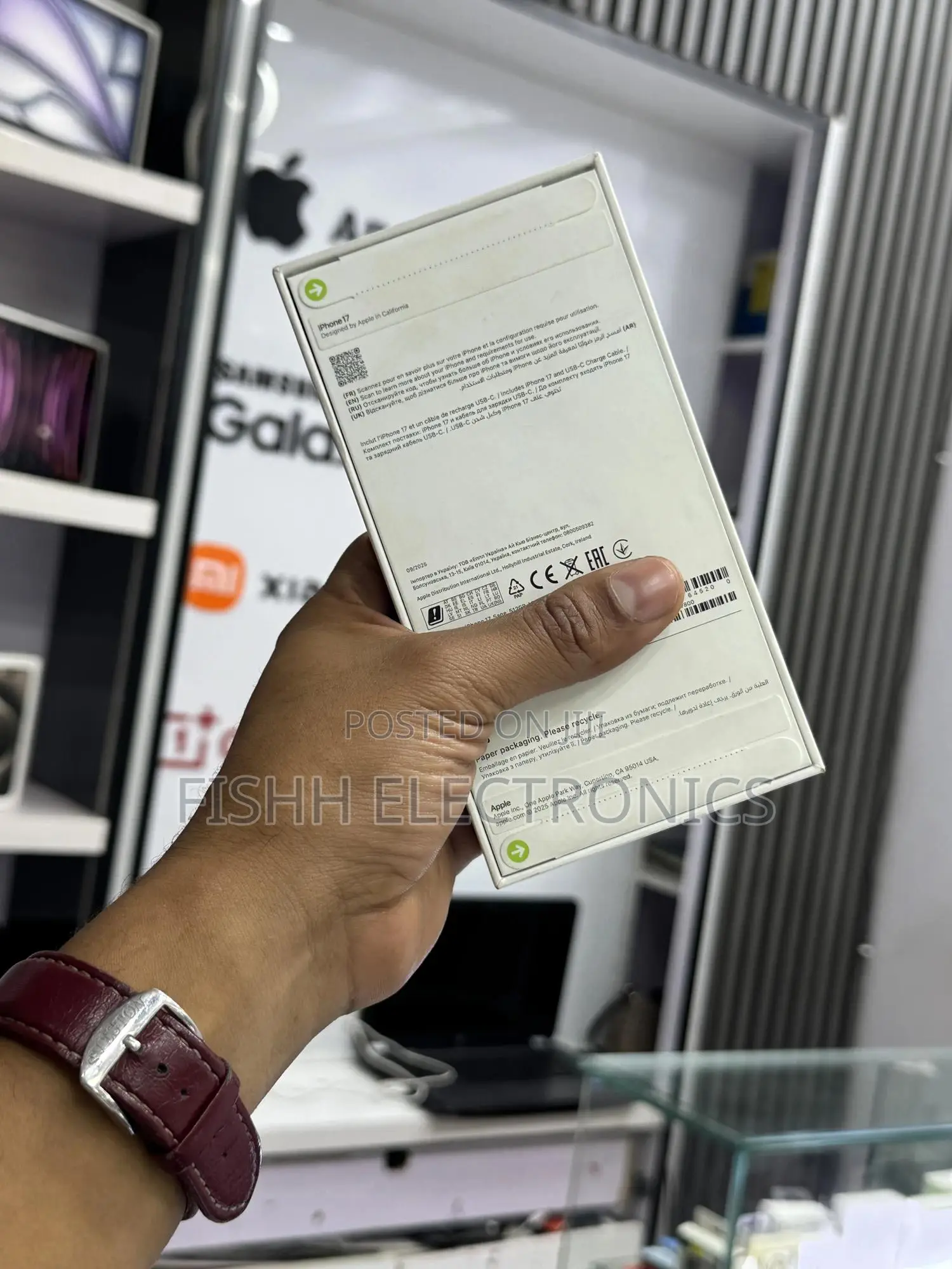 New Apple iPhone 17 512 GB Green