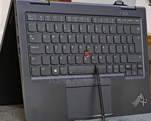 Photo - New Laptop Lenovo ThinkPad Yoga 16GB Intel Core I7 SSD 512GB