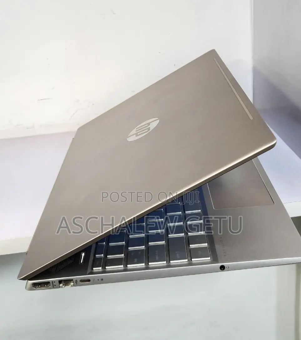 New Laptop HP Pavilion 15 8GB Intel Core I7 SSD 256GB