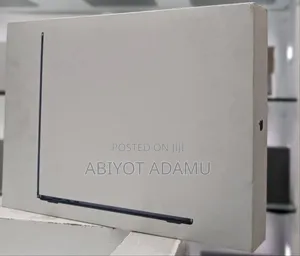 New Laptop Apple MacBook 8GB Apple M2 SSD 256GB